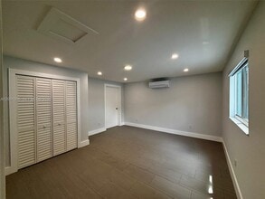 Building Photo - 130 W 57th St