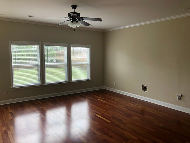 Building Photo - 6820 Evanton Loch Road