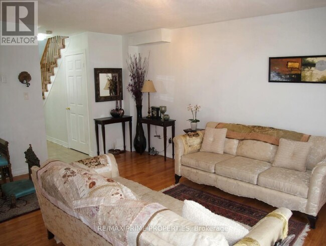 Photo du bâtiment - 14 Forest Valley Rd