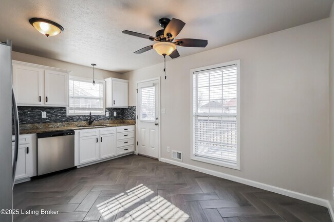 Foto del edificio - 193 Tecumseh Dr