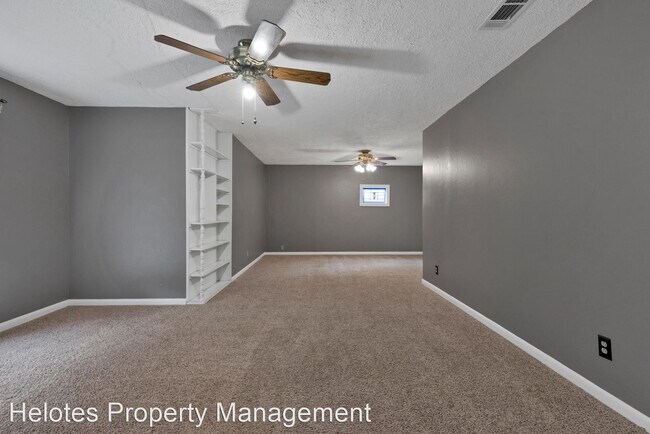Foto del edificio - 3 br, 2 bath House - 5107 Redding Ln.