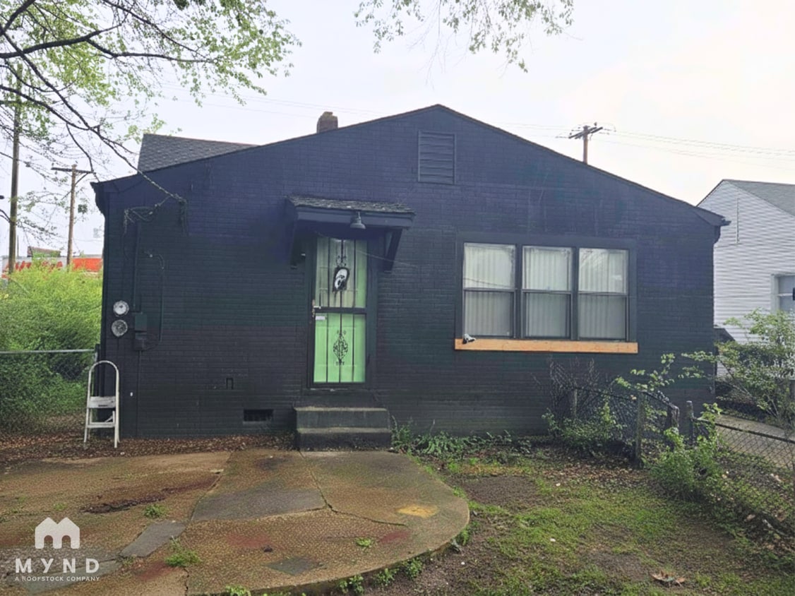 Building Photo - 2325 Riley Ave