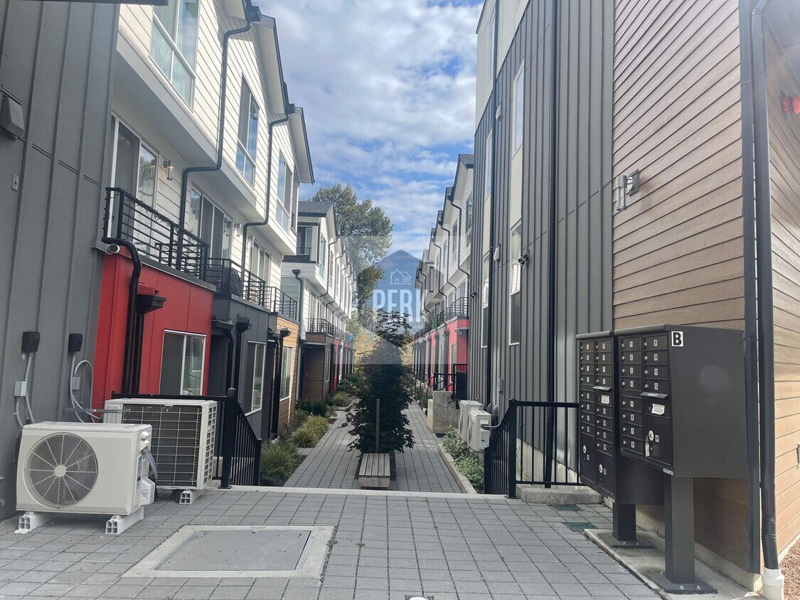 Foto principal - 7142 Beacon Ave S