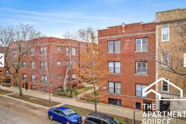 Photo - 859 W Cornelia Ave Apartment