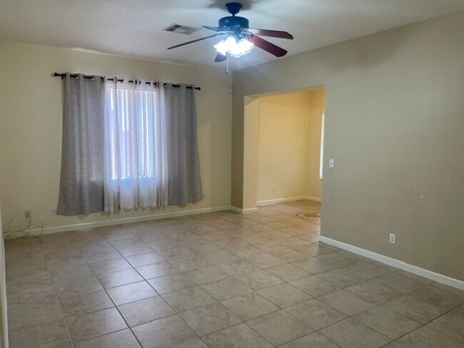 Foto del edificio - PECCOLE RANCH 4 BEDROOM HOME- GREAT HOME -GREAT LOCATION!!!!!!!