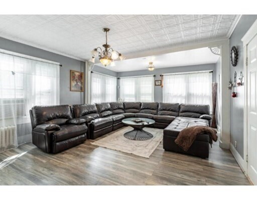 Building Photo - 5 Northboro St