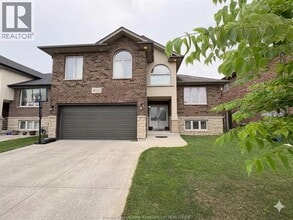 Building Photo - 4033 Cosenza St