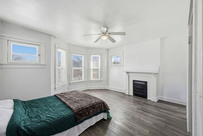 Foto del edificio - 2209-2211 Summit St