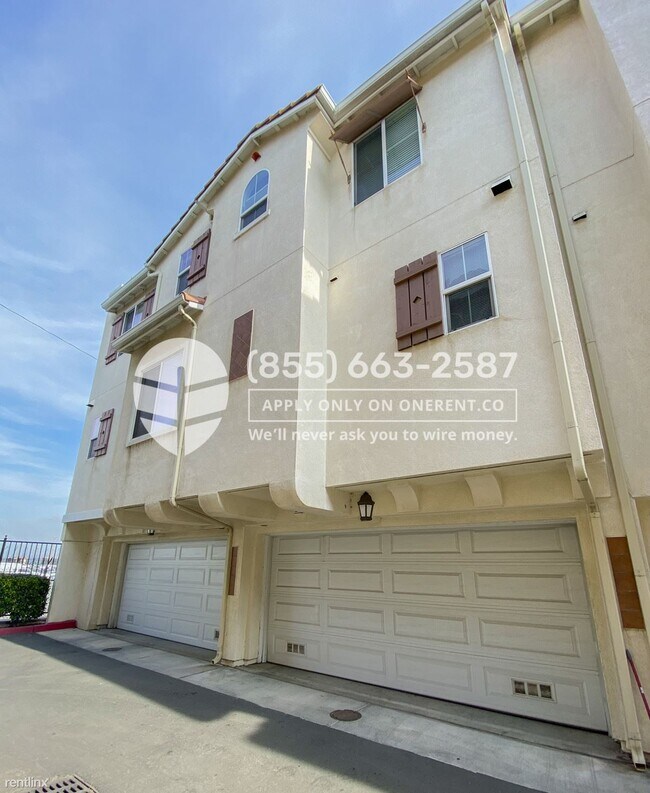 Building Photo - 235 Parc Pl Dr