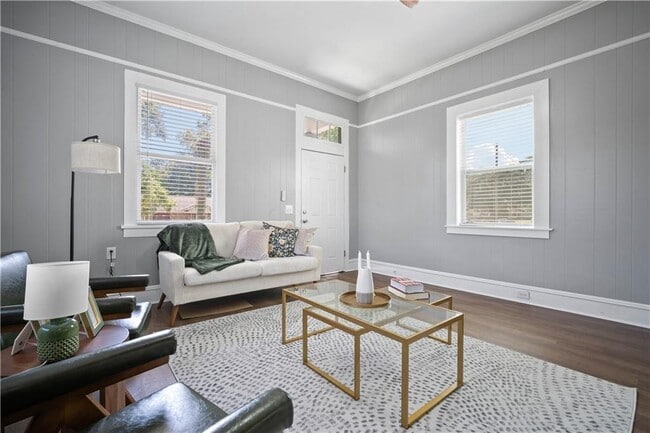 Building Photo - 354 S Dearborn St