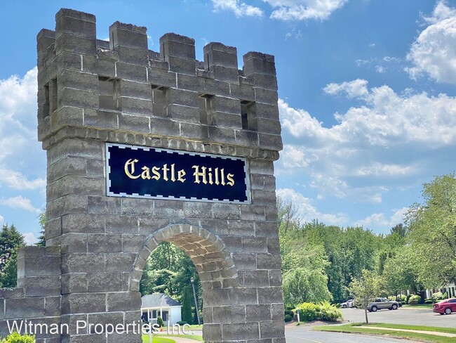 Building Photo - 2 br, 1.5 bath House - 2C Castle Hills Road