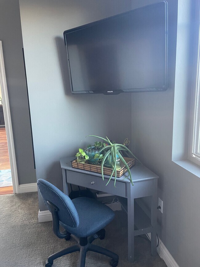 Foto del edificio - 3972 Albatross St