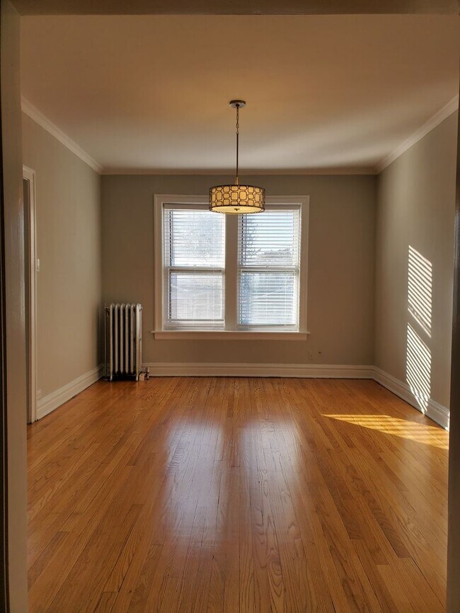 Foto del edificio - One Bedroom/One Bath in Historic Building ~ Heat Included