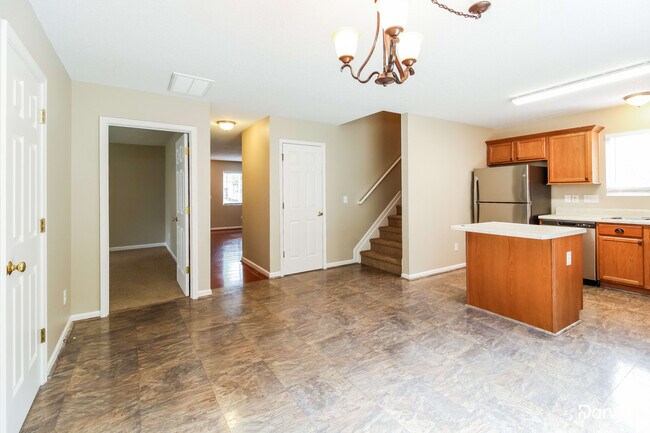 Foto del edificio - 9 Loxwood Ct