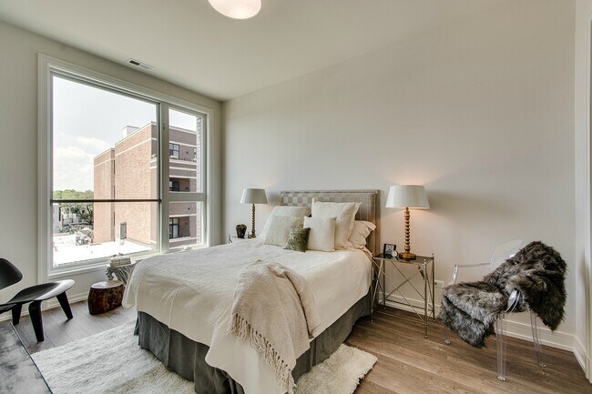 Foto del edificio - 4421 N Clark St