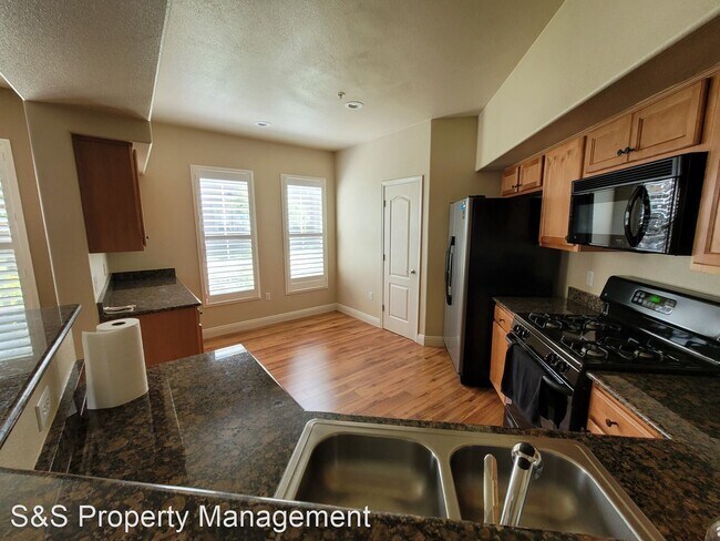 Building Photo - 2 br, 2 bath House - 2463 Torino Street #6
