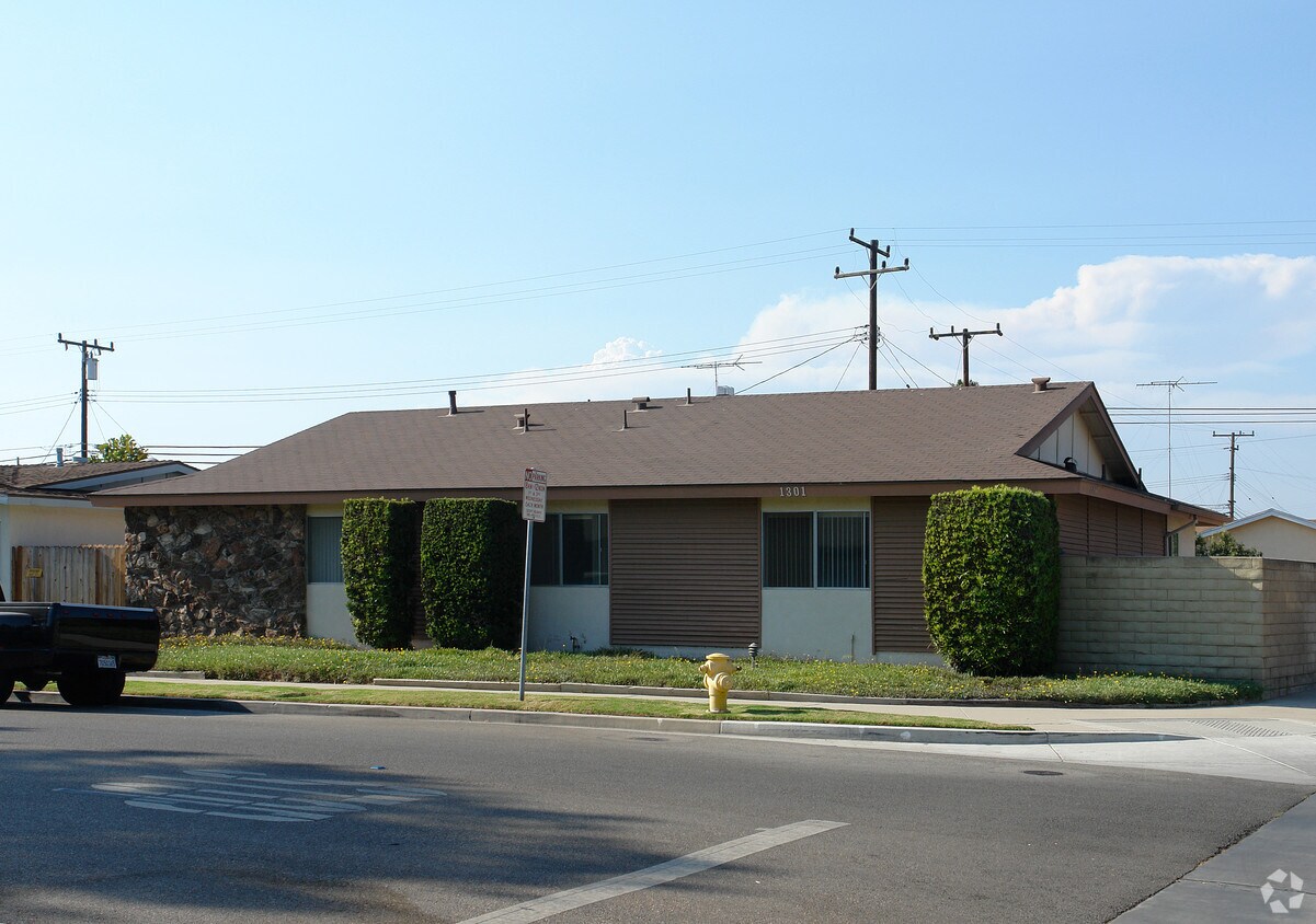 Foto principal - 1301 Glenwood Dr