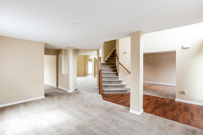 Foto del edificio - 5707 West Port Drive