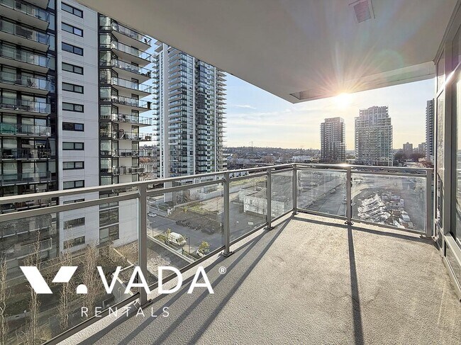 Photo du bâtiment - Lumina Alpha 2 BR APT Rental 703-2288 Alpha Ave Burnaby: VADA