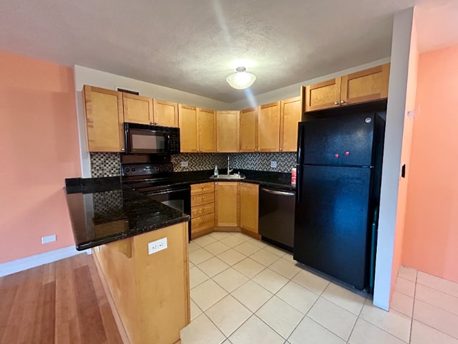Building Photo - 430 Kaiolu St