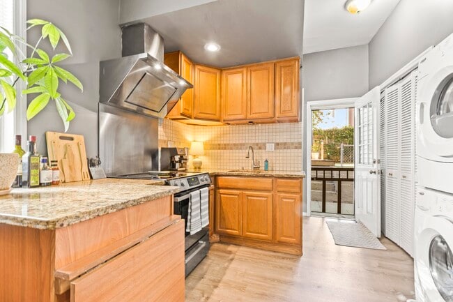 Foto del edificio - 616 10th St