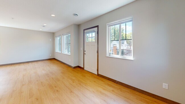 Foto del edificio - 1215 SE 8th St