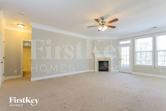 Foto del edificio - 3453 Blanding Ct