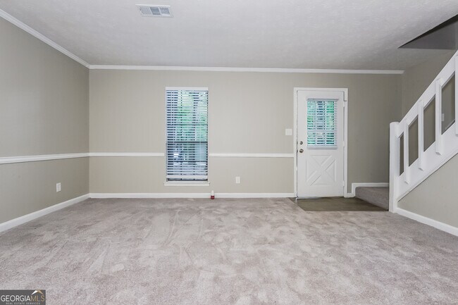 Foto del edificio - 144 Fairview Dr