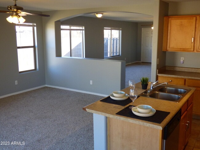 Foto del edificio - 15070 N 150th Ln
