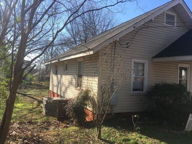 homes for sale in easley sc