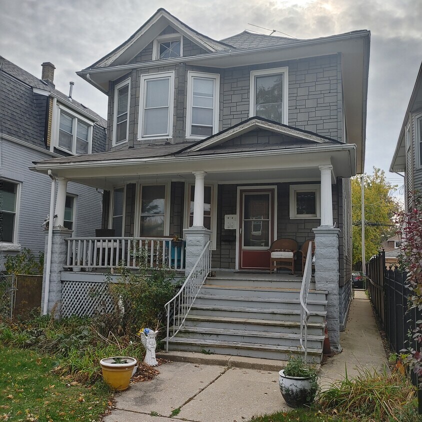 4129 W School St, Chicago, IL 60641 House Rental in Chicago, IL