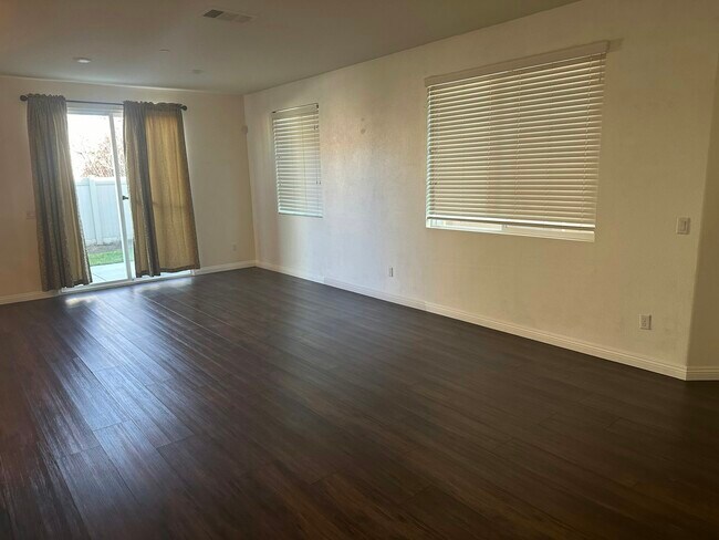 Building Photo - 3714 Bur Oak Road