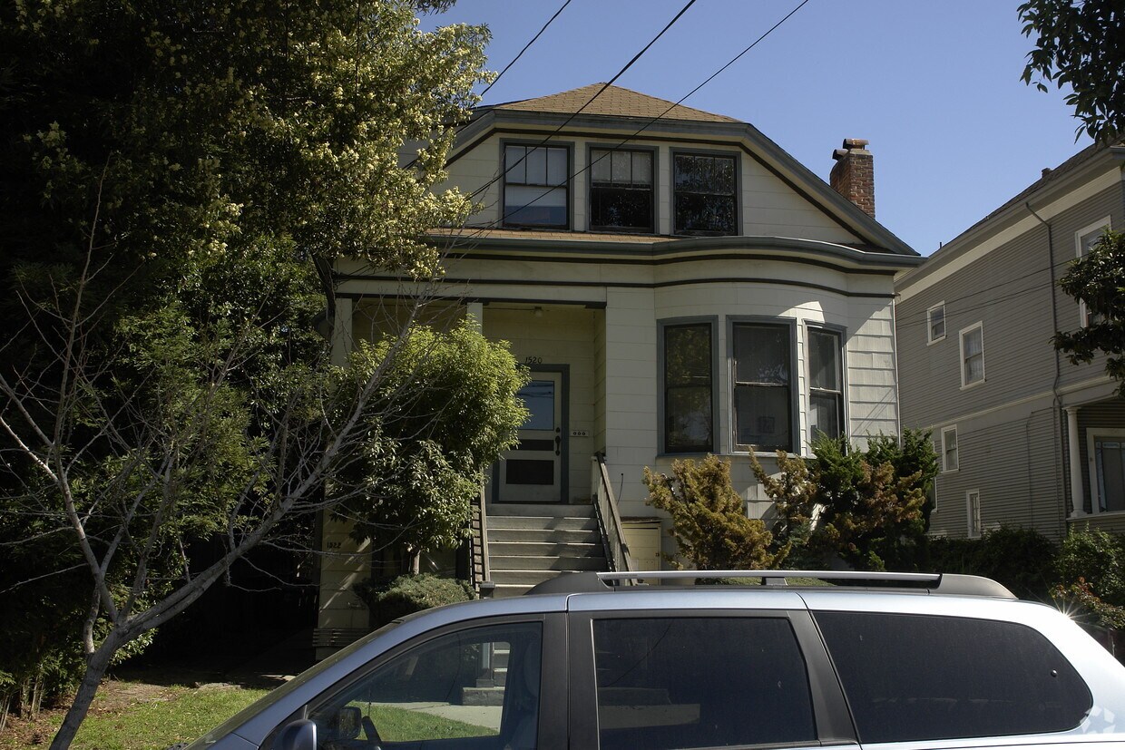 Foto del edificio - 1518 Benton St