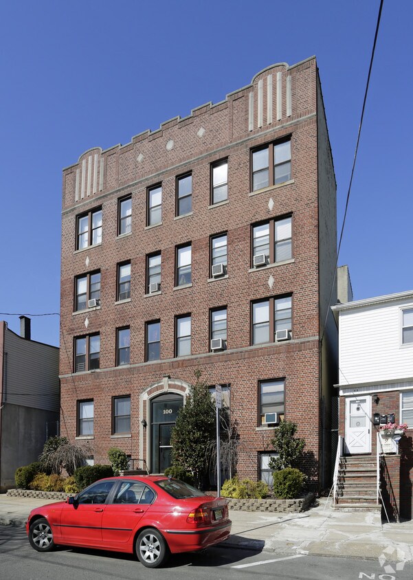 Foto del edificio - 100 PROSPECT St