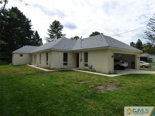 Building Photo - 562 Alexander Rd