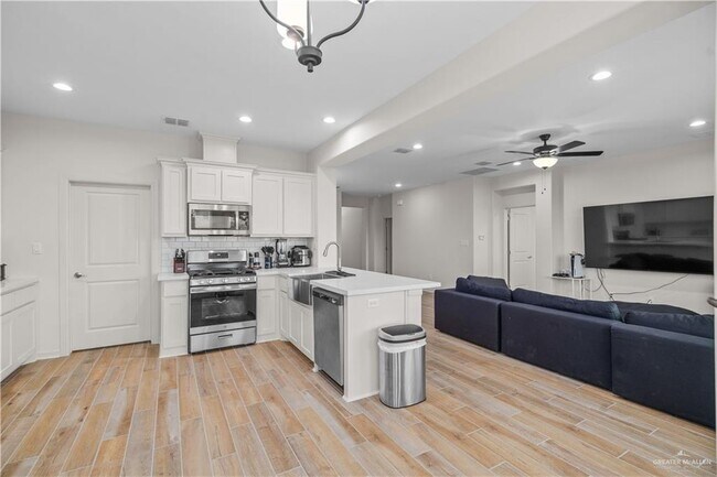 Foto del edificio - 14122 Wichita Falls Ln