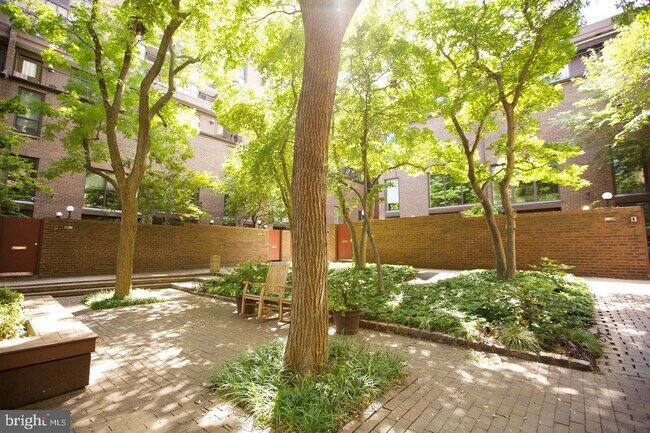 Foto del edificio - 31 St James Ct