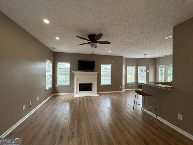 Foto del edificio - 360 Sunderland Cir