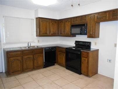 Photo - 3315 Kensington Dr House