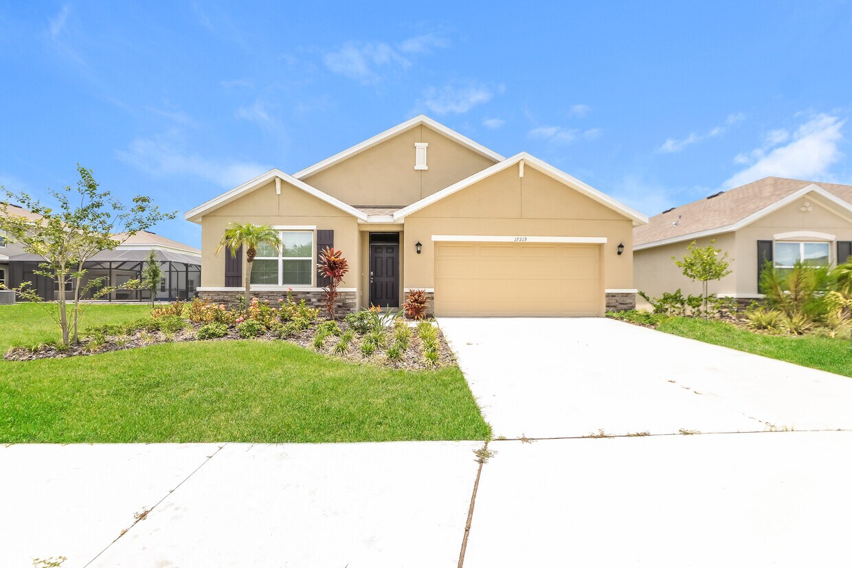 17219 Reserva Dr, Bradenton, FL House Rental in Bradenton, FL