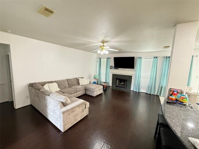 Foto del edificio - 9231 Buffalo Bend Ln
