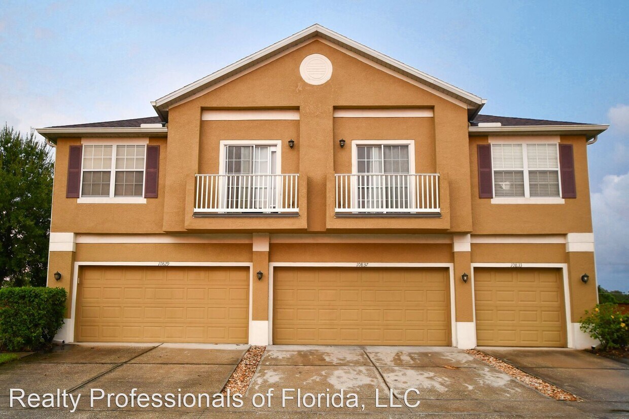 Primary Photo - 3 br, 2.5 bath House - 10837 Derringer Dr.