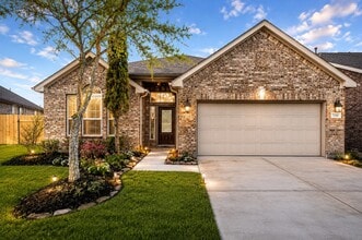 Building Photo - 7506 Amber Village Cir