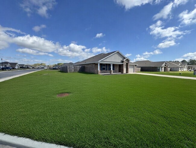 Foto del edificio - 15340 Leighwood Ln