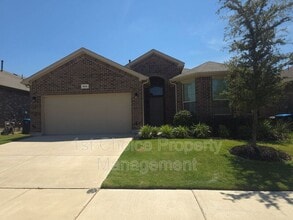 Building Photo - 844 Greenford Mnr