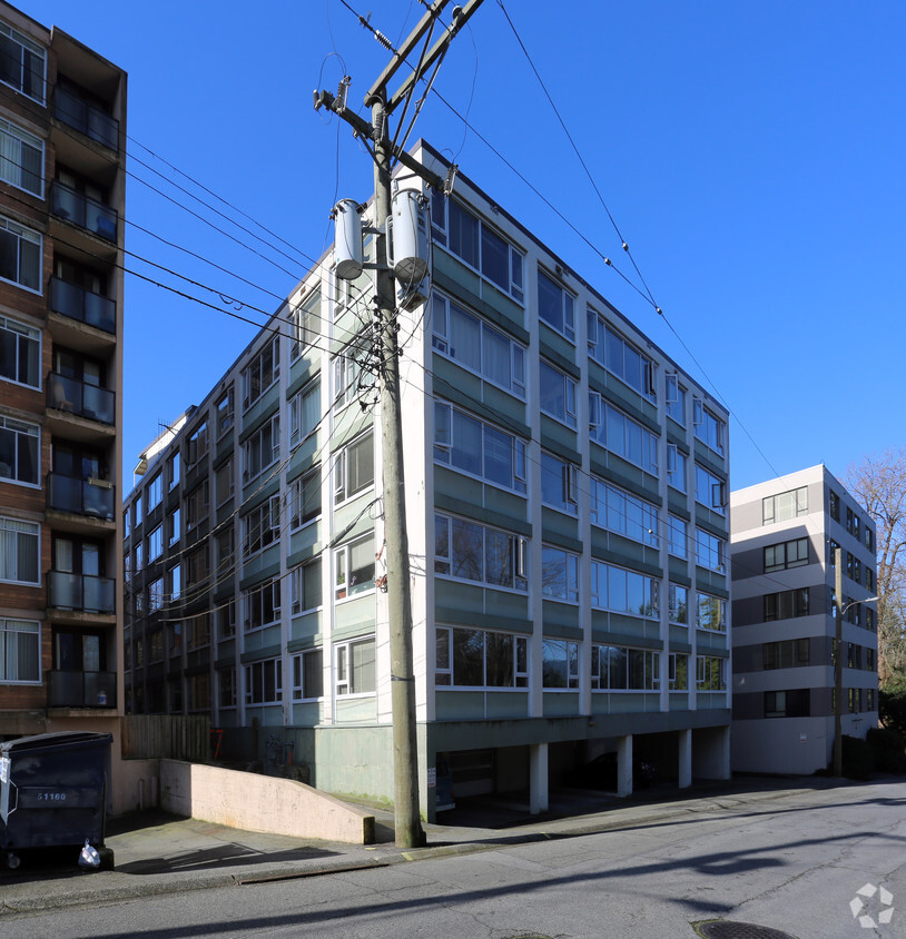 Building Photo - Bella Vista Apartments
