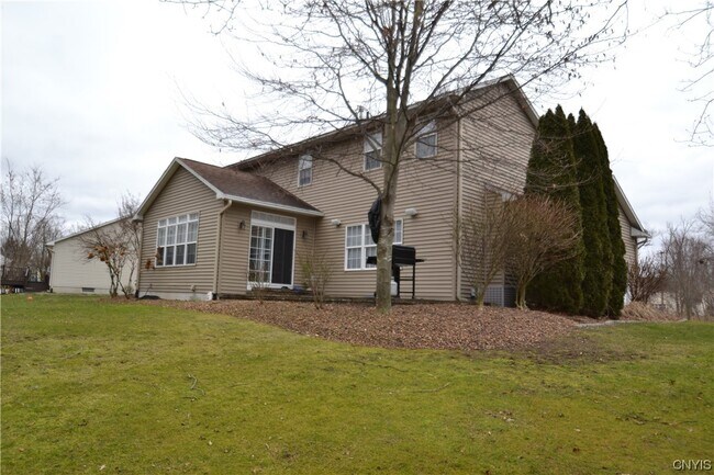 Building Photo - 7224 Moss Creek Cir