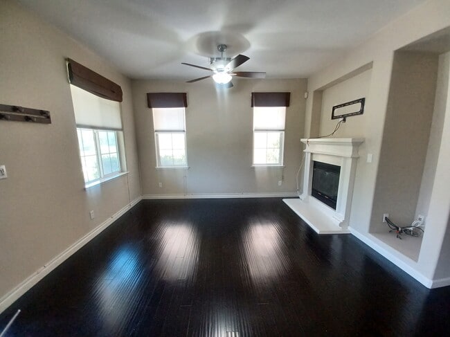 Building Photo - 28563 Starboard Ln