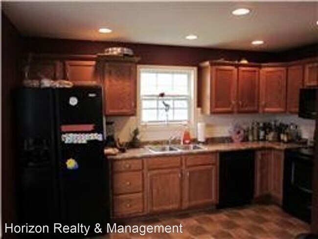 Building Photo - 3 br, 3 bath House - 1582 Autumn Dr