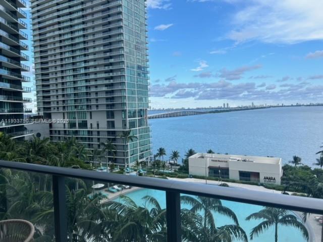 Foto del edificio - 480 NE 31st St